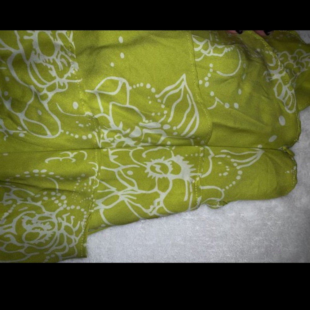 Michael Kors Ruffled Top - Picture 3 of 3